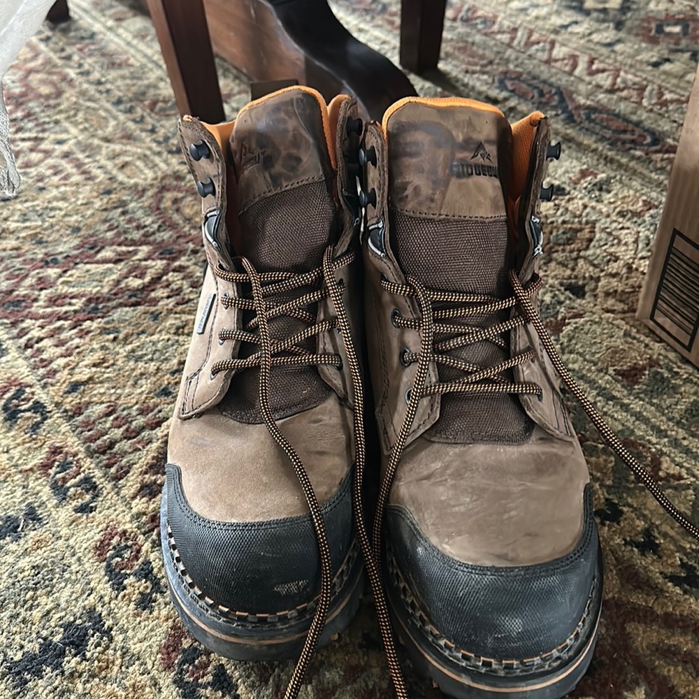 Ridgecut Leather Working Boots